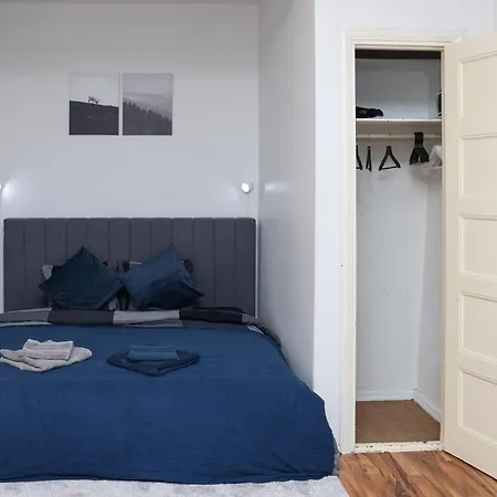 アパート Spacious Cozy Corner