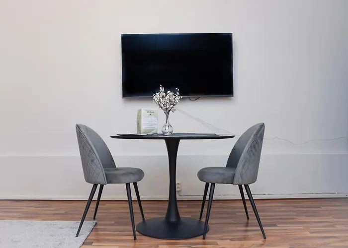 Spacious Cozy Corner *