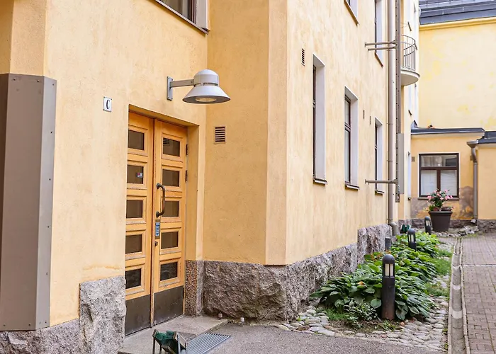 Spacious Cozy Corner Huoneisto Helsinki